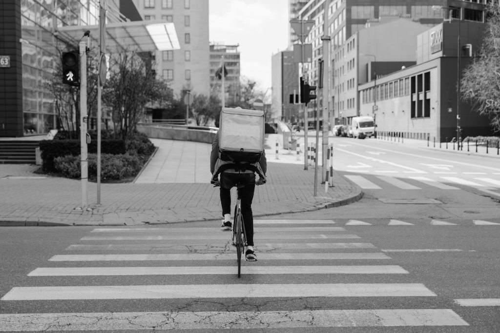 ley riders rebeldía plataformas digitales