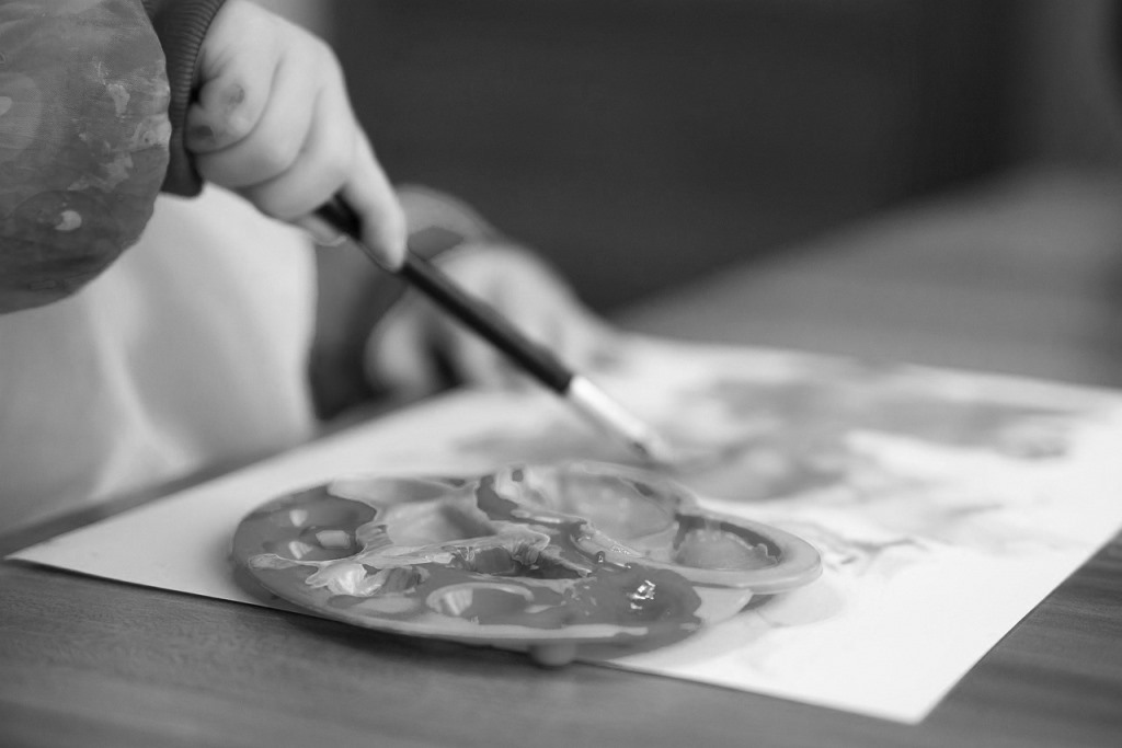 deducción maternidad guarderías centros educación infantil