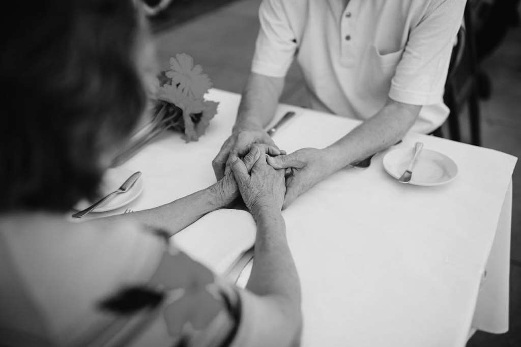 adopción personas mayores de edad