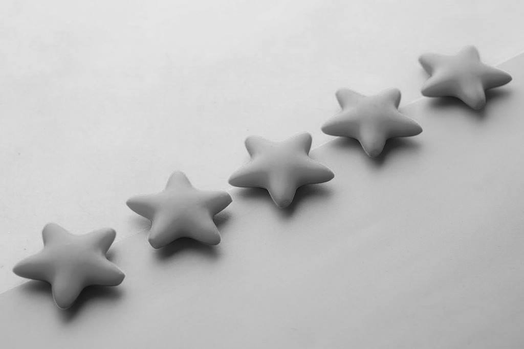 reseñas injuriosas calumniosas medidas cautelares borrado