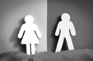 derecho penal perspectiva género protección víctima garantías fundamentales